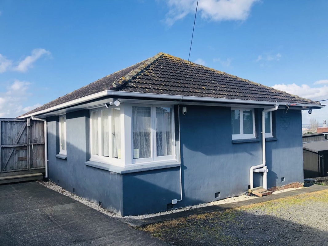 42 Carlton Street, Hillsborough, Auckland - Carousel 1