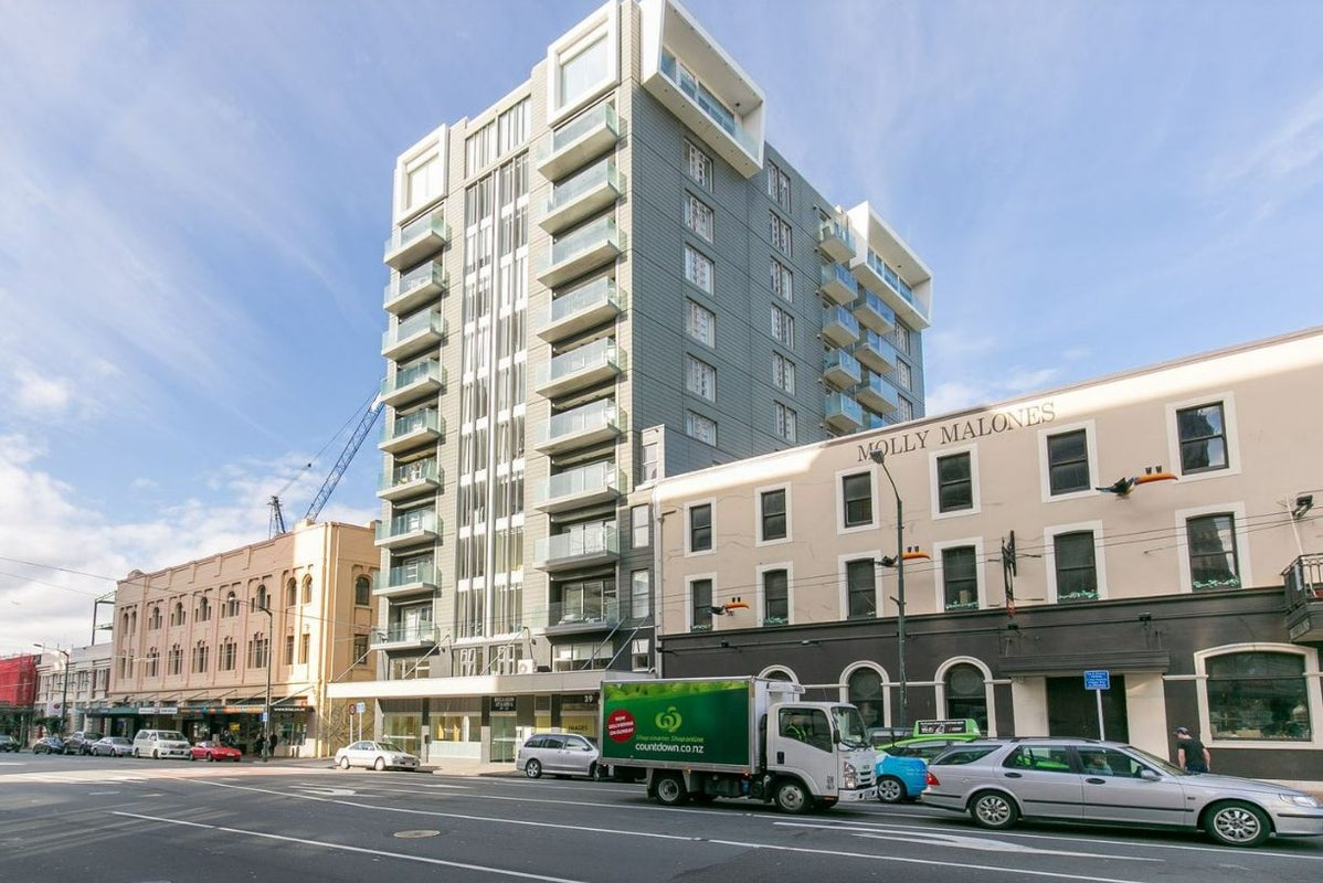 6F/39 Taranaki Street, Te Aro, Wellington - Carousel 2