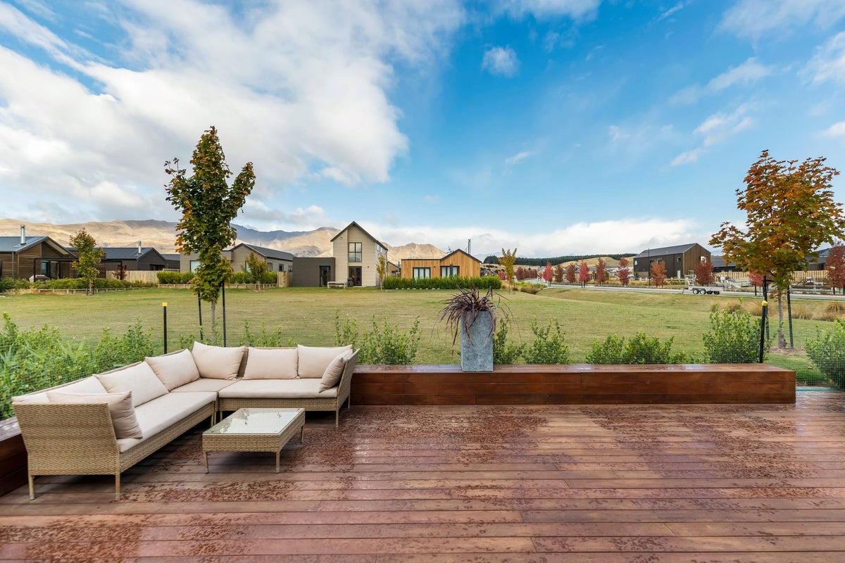4 Mount Nicholas Avenue, Wanaka, Wanaka - Carousel 25