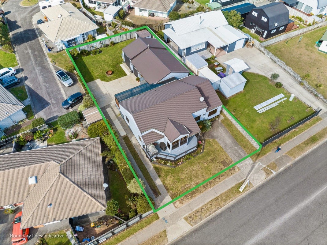 204 Martyn Road, Whangamata, Whangamata - Carousel 1