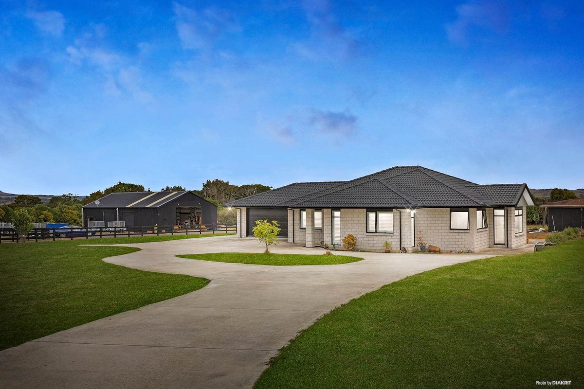 2146 Buckland Road, Buckland, Pukekohe - Carousel 2