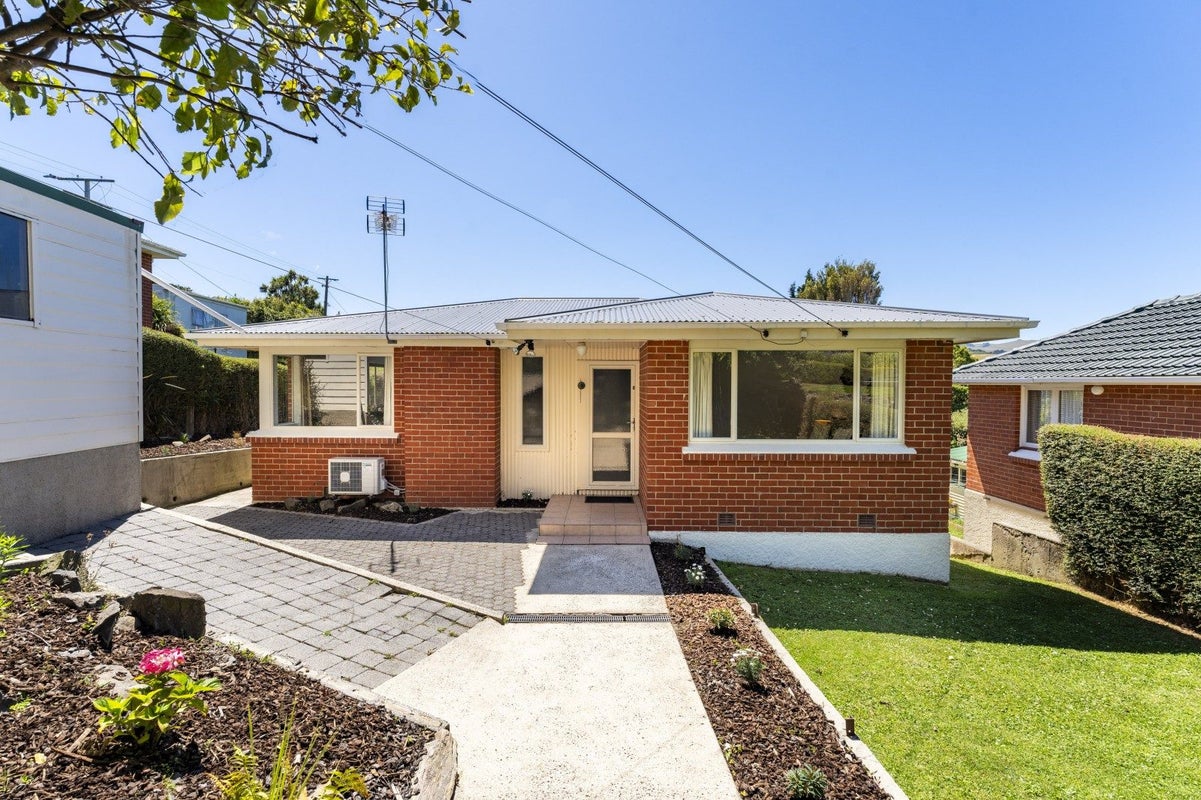 25 Duckworth Street, Andersons Bay, Dunedin - Carousel 1