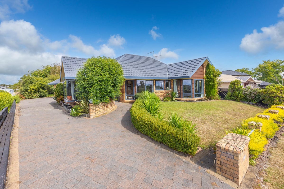 229 Pukete Road, Pukete, Hamilton - Carousel 30