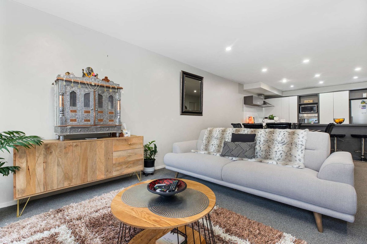 42 Zabeel Crescent, Takanini, Auckland - Carousel 2