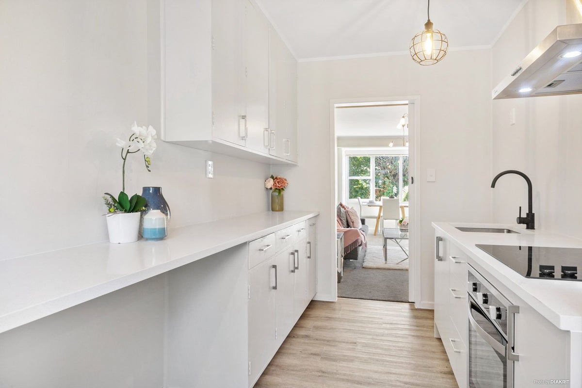 4/47 Alberton Avenue, Mount Albert, Auckland - Carousel 2