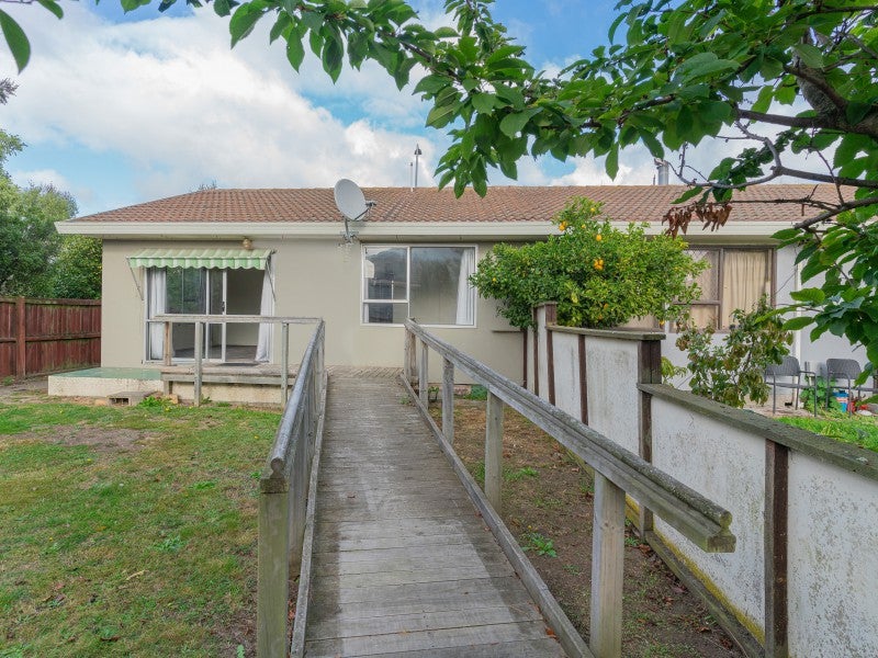 2/107 Bayswater Crescent, Bromley, Christchurch - Carousel 1