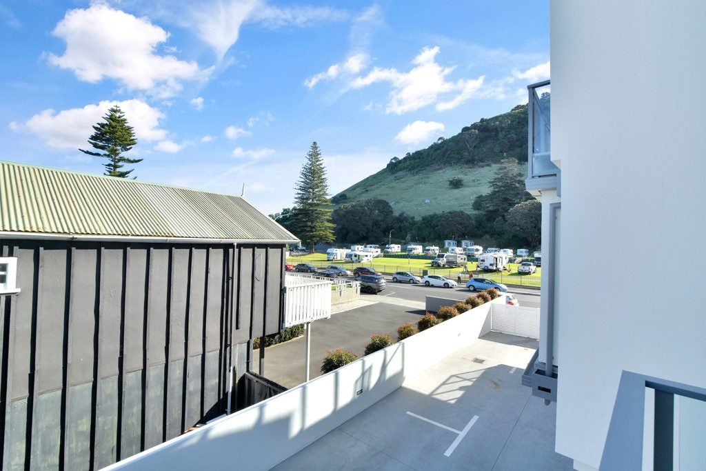 207/6 Adams Avenue, Mount Maunganui, Mount Maunganui - Carousel 1