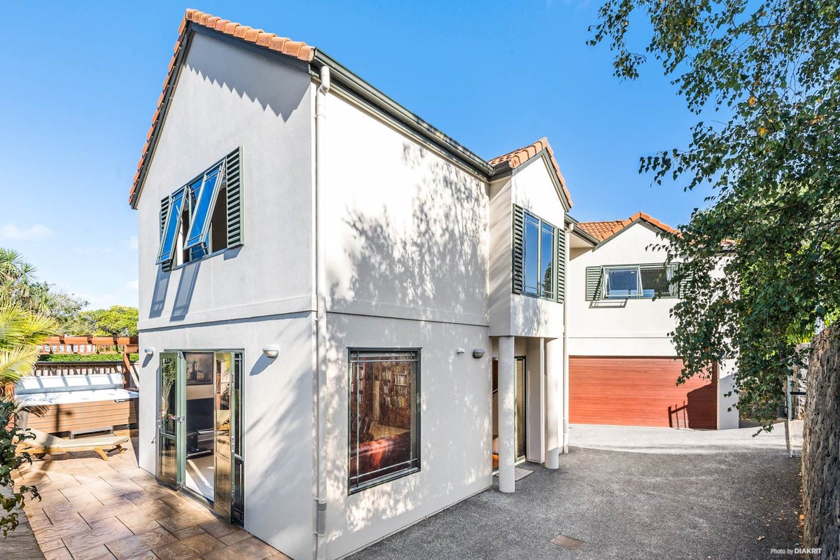 17A Greenfield Road, Epsom, Auckland - Carousel 2