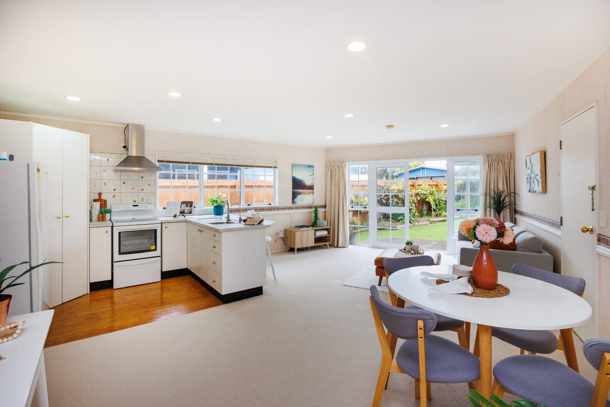 42A Pinedale Parade, Milson, Palmerston North - Carousel 2