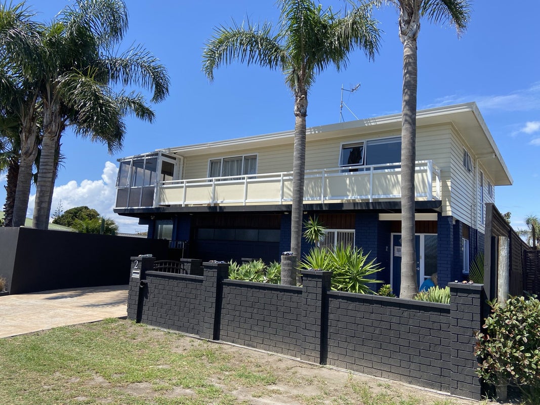 2 McCallum Place, Papamoa Beach, Papamoa - Carousel 1