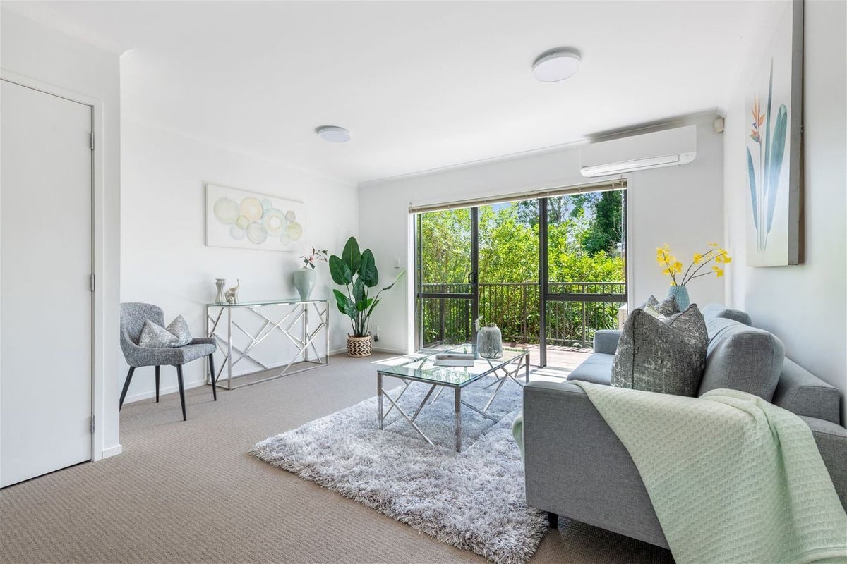 49/172 Mcleod Road, Te Atatu South, Auckland - Carousel 1