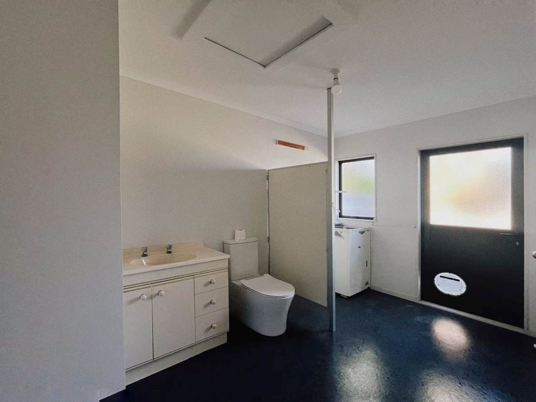 98 Harry Dreadon Road, Papakura - Carousel 18