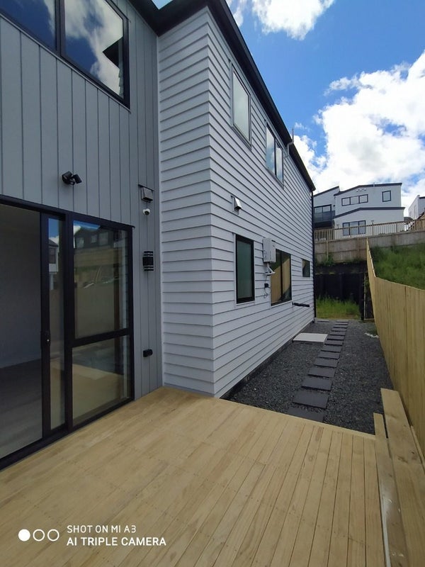 23 Ridgehill Rise, Flat Bush, Auckland - Carousel 9