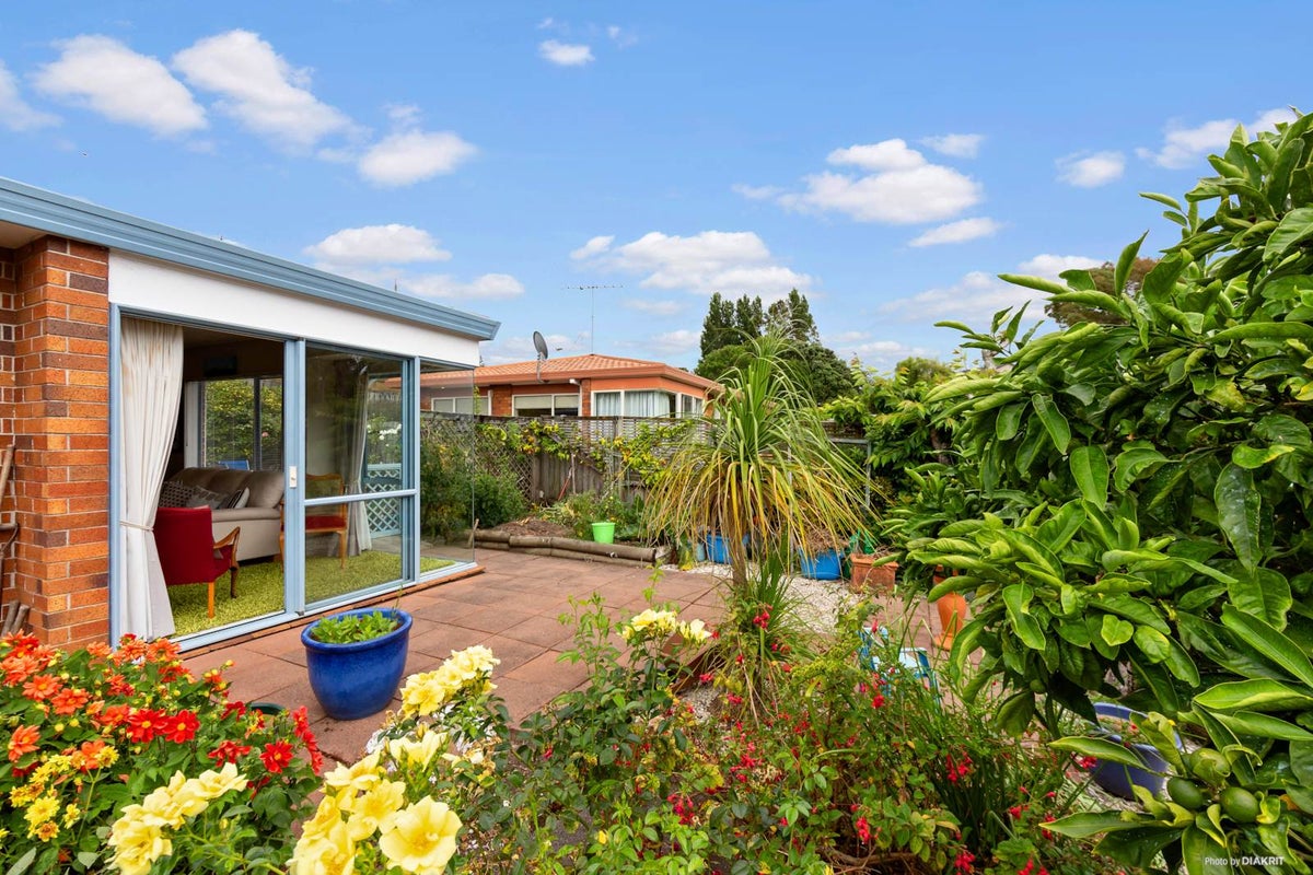 7A Shadon Place, Stanmore Bay, Whangaparaoa - Carousel 1