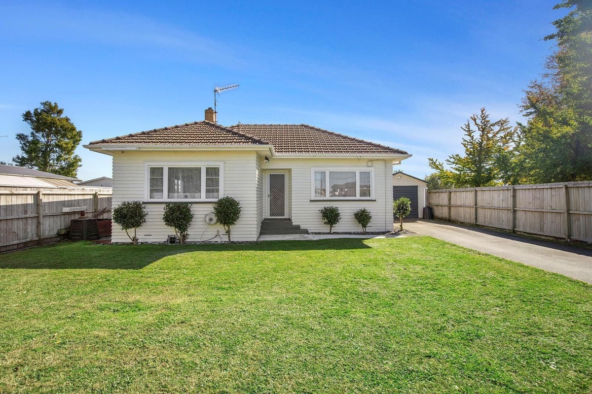 180 Massey Street, Frankton, Hamilton - Carousel 1