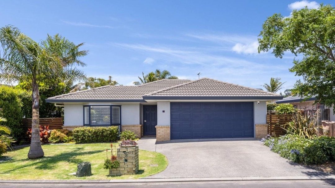3 Moy Place, East Tamaki Heights, Auckland - Carousel 1