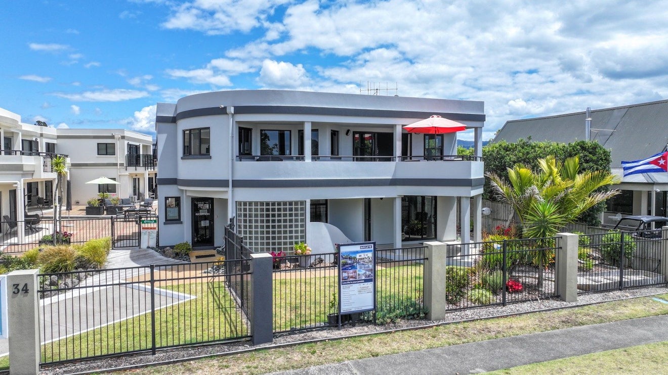 34 Pauanui Beach Road, Pauanui - Carousel 1