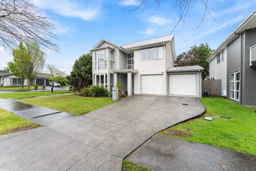 11 Tarapiroe Avenue, Takanini, Auckland - Carousel 2