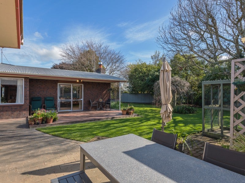 9 Panako Place, Awapuni, Palmerston North - Carousel 2