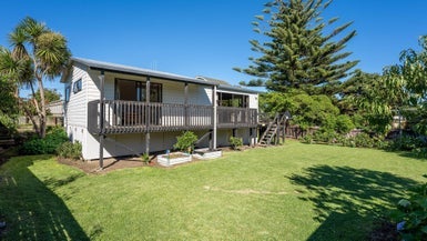 56B Tasman Road, Otaki Beach, Otaki - Carousel 1