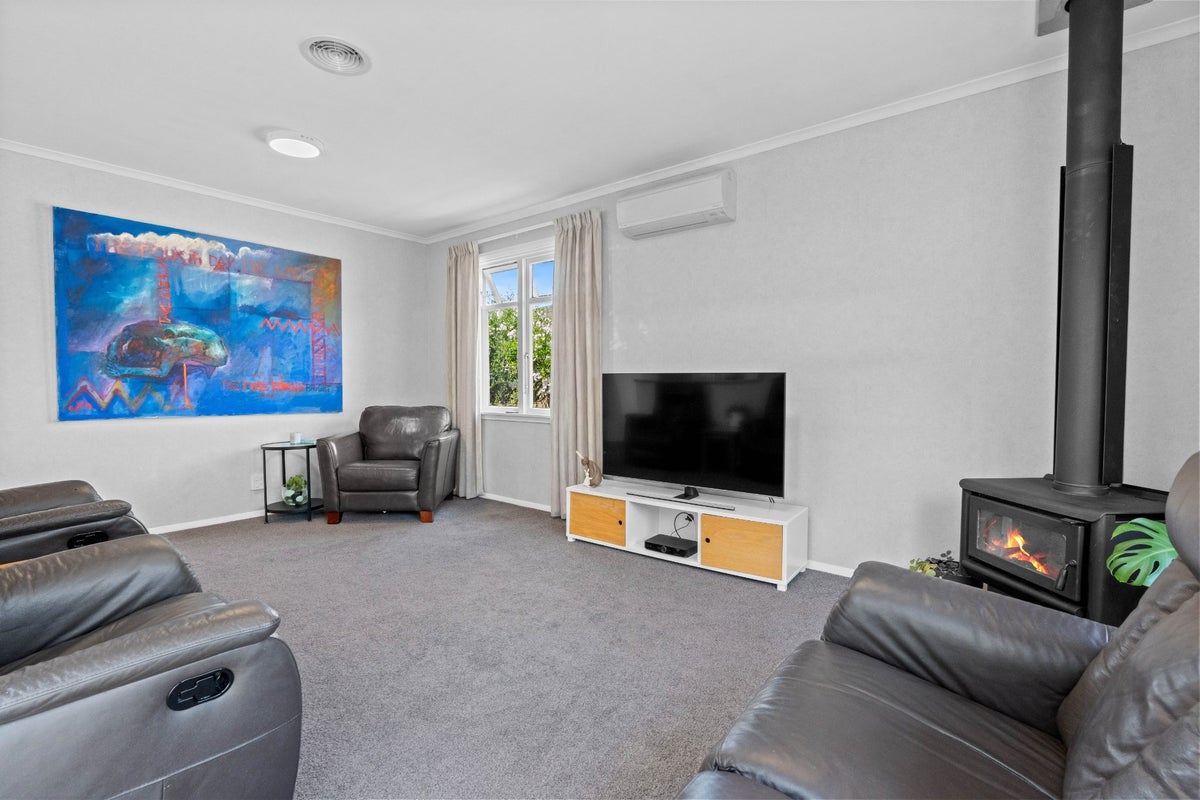 5 Rimu Street, Lansdowne, Masterton - Carousel 2