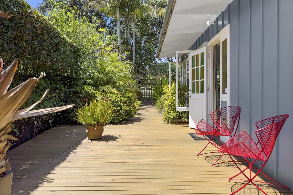 34 Queen Mary Avenue, New Lynn, Auckland - Carousel 2