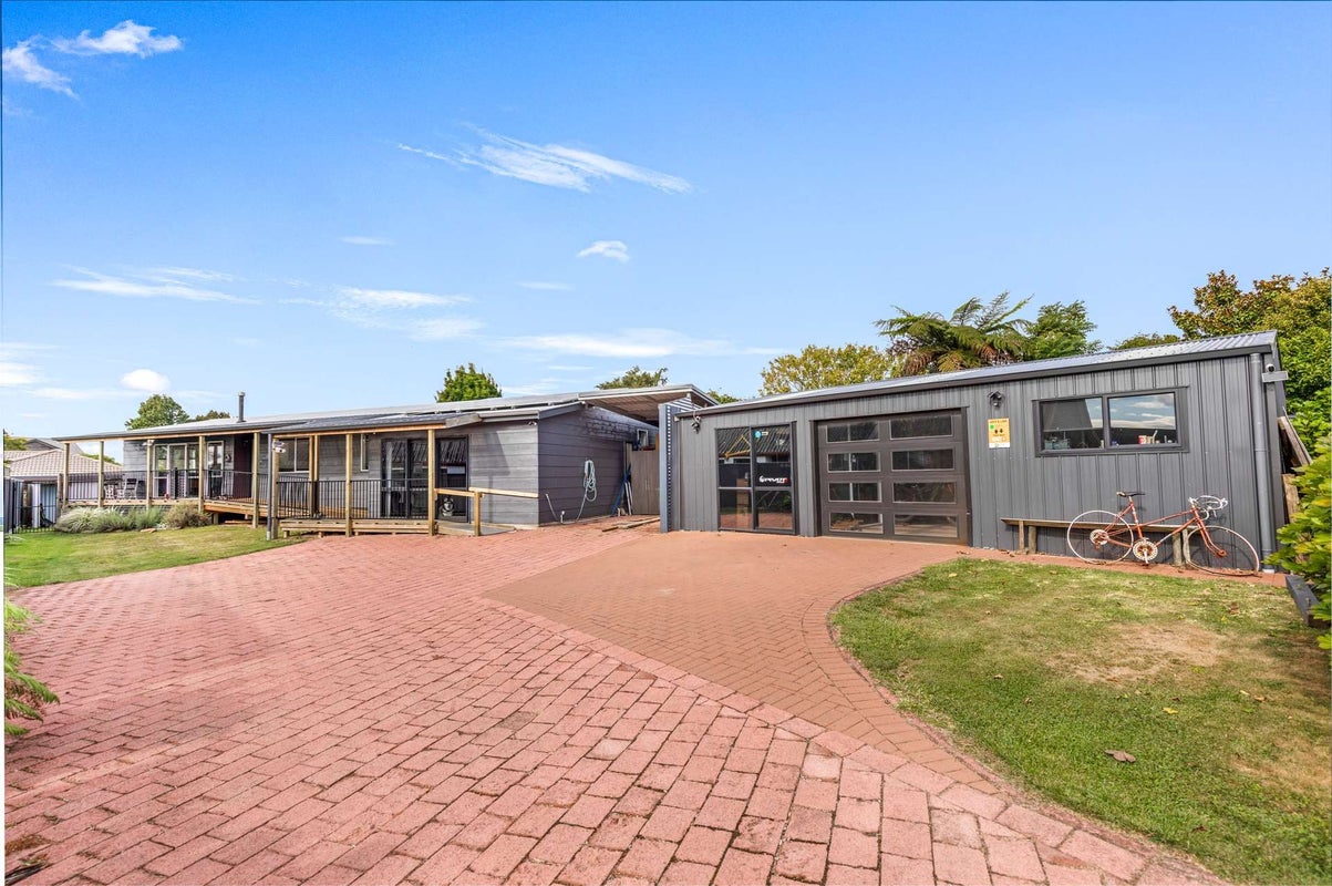 48 Iles Road, Lynmore, Rotorua - Carousel 1