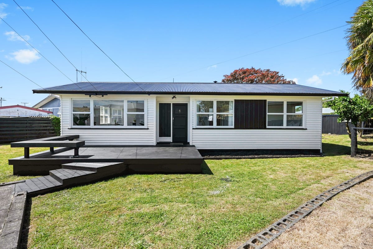 18 Northolt Road, Fairview Downs, Hamilton - Carousel 19