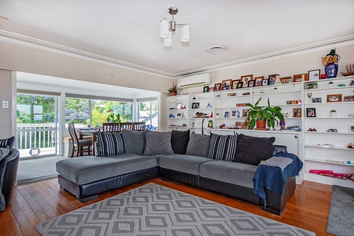 5 Mcmillan Avenue, Kamo, Whangarei - Carousel 2