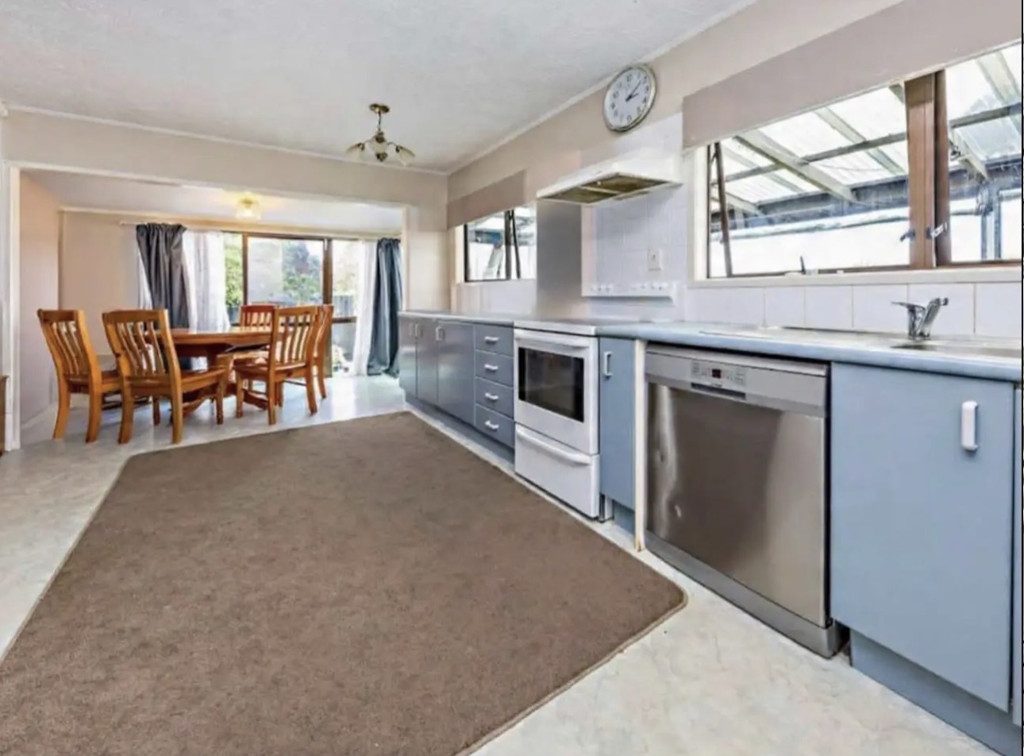 301 Weymouth Road, Weymouth, Auckland - Carousel 2