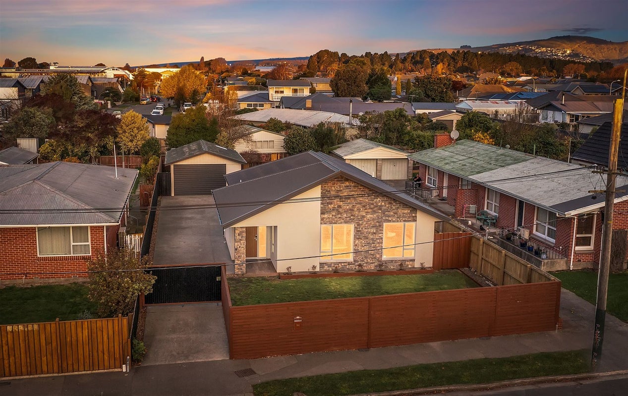 104 Wainoni Road, Avondale, Christchurch - Carousel 1