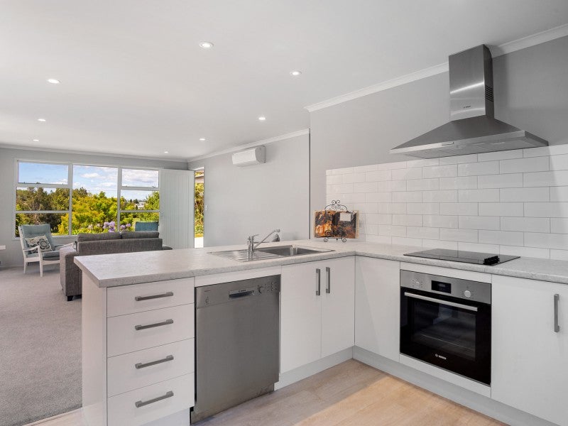 4A Gray Street, Katikati, Katikati - Carousel 2