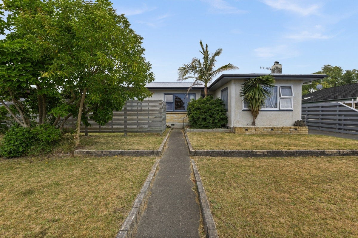 29 Norwich Crescent, Tamatea, Napier - Carousel 1