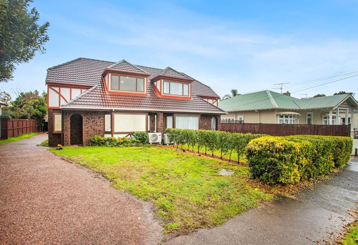 1/73 Margot Street, Epsom, Auckland - Carousel 2