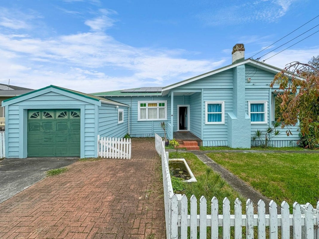 15 The Green, Golflands, Auckland - Carousel 1