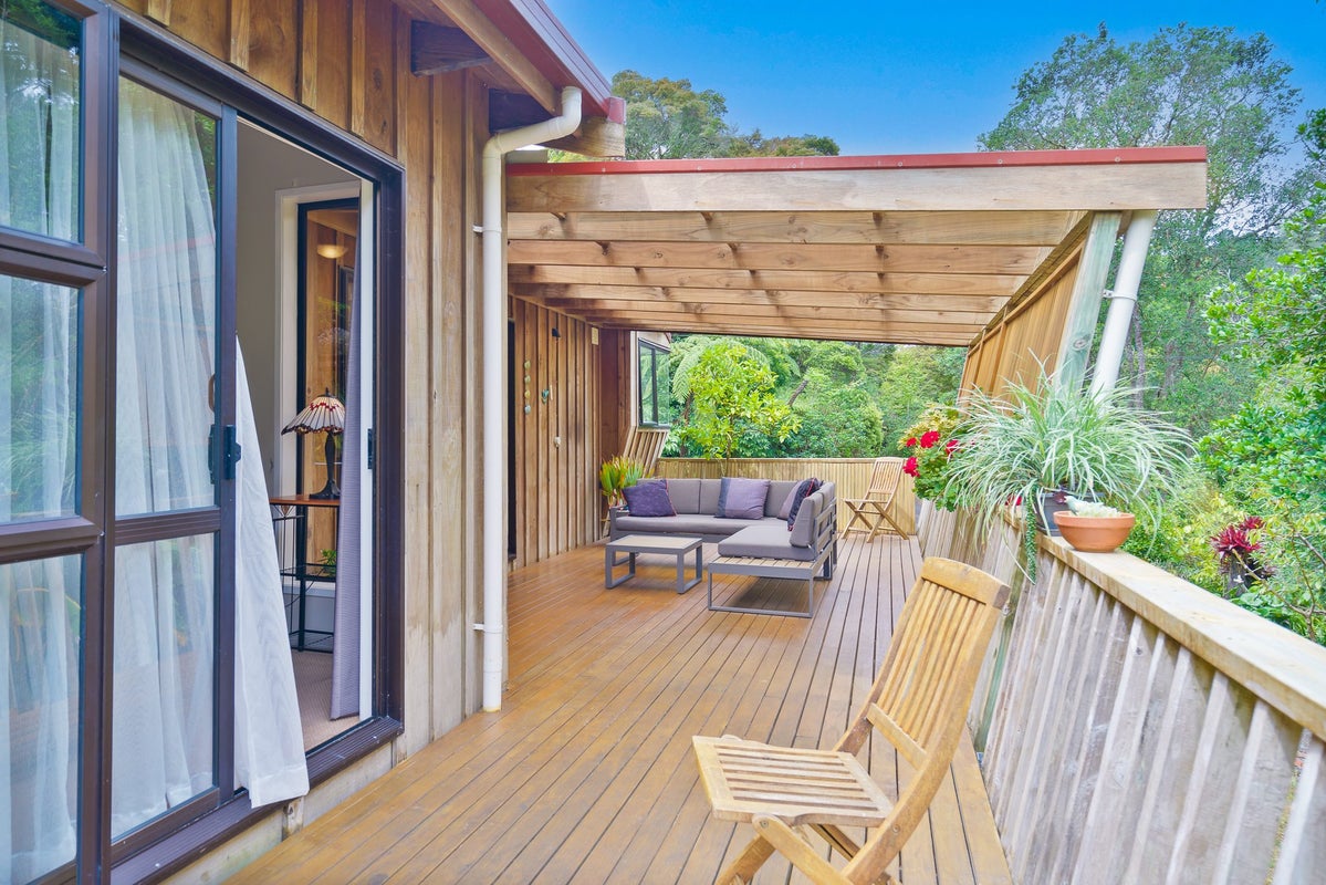 15 Whareora Road, Kensington, Whangarei - Carousel 1