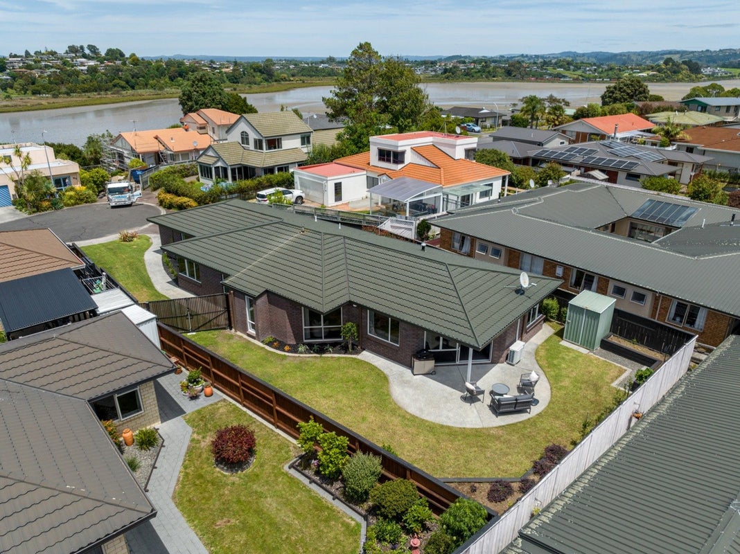 16 Whakaruru Place, Matua, Tauranga - Carousel 1