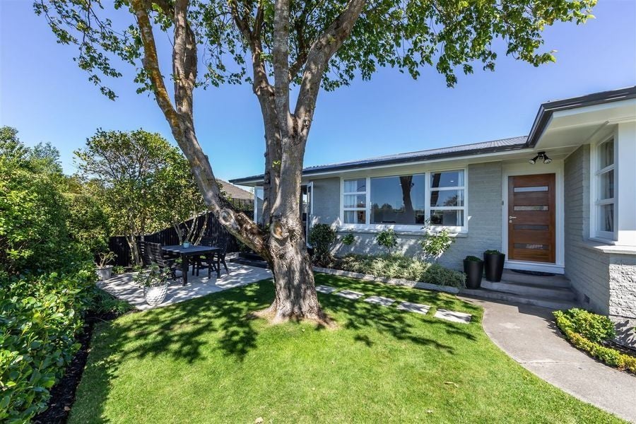 28 Clipper Place, Redwood, Christchurch - Carousel 2