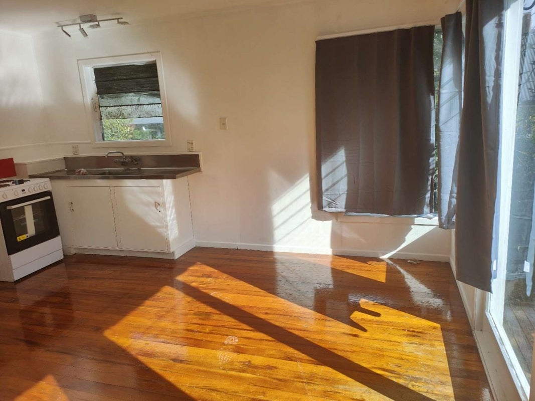 182 Hutchinson Avenue, New Lynn, Auckland - Carousel 5