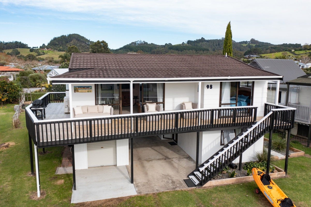 98 Captain Cook Road, Cooks Beach, Whitianga - Carousel 1