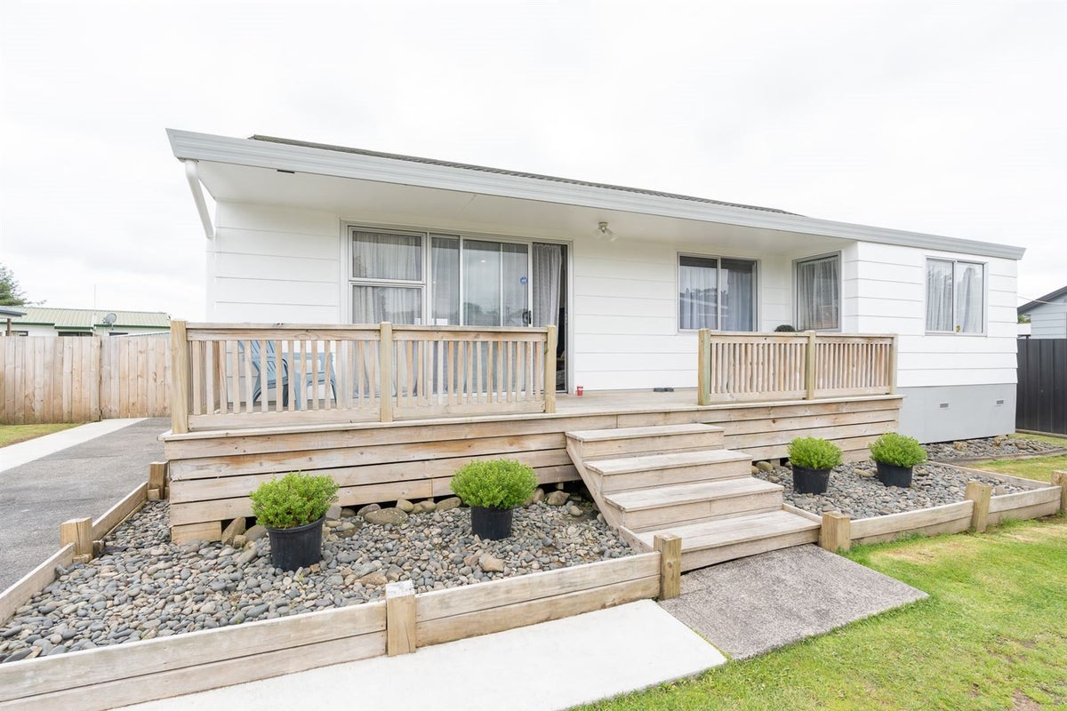 4 David Street, Nawton, Hamilton - Carousel 2