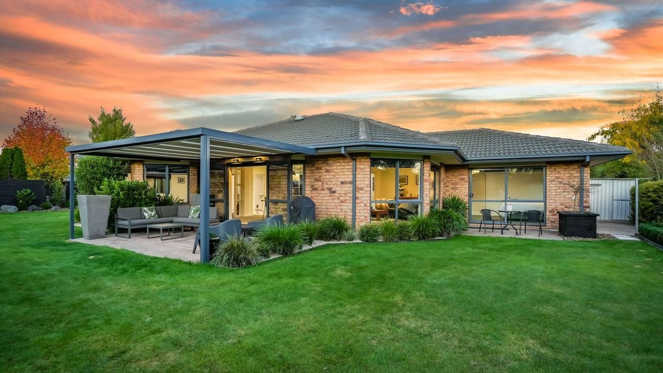 89 Beechwood Drive, Northwood, Christchurch - Carousel 1