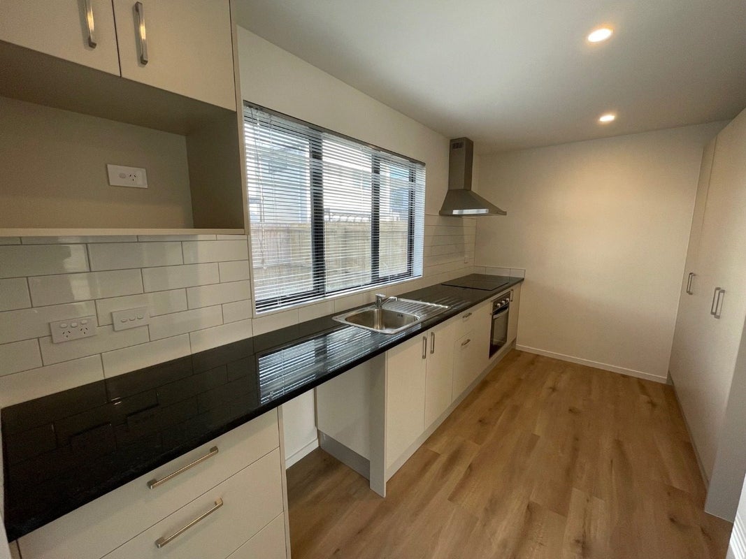89 Black Beech Crescent, Takanini, Auckland - Carousel 2