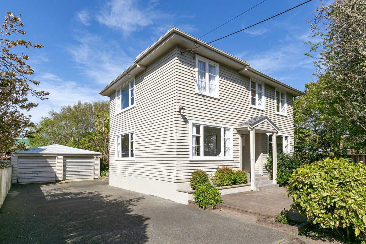 33A Campbell Street, Karori, Wellington - Carousel 1
