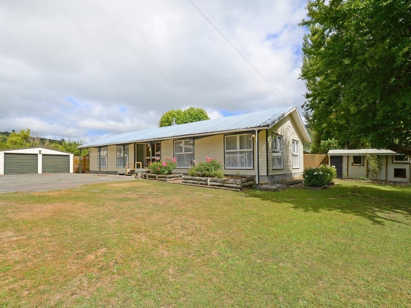 62 Gillespies Road, Birchville, Upper Hutt - Carousel 1