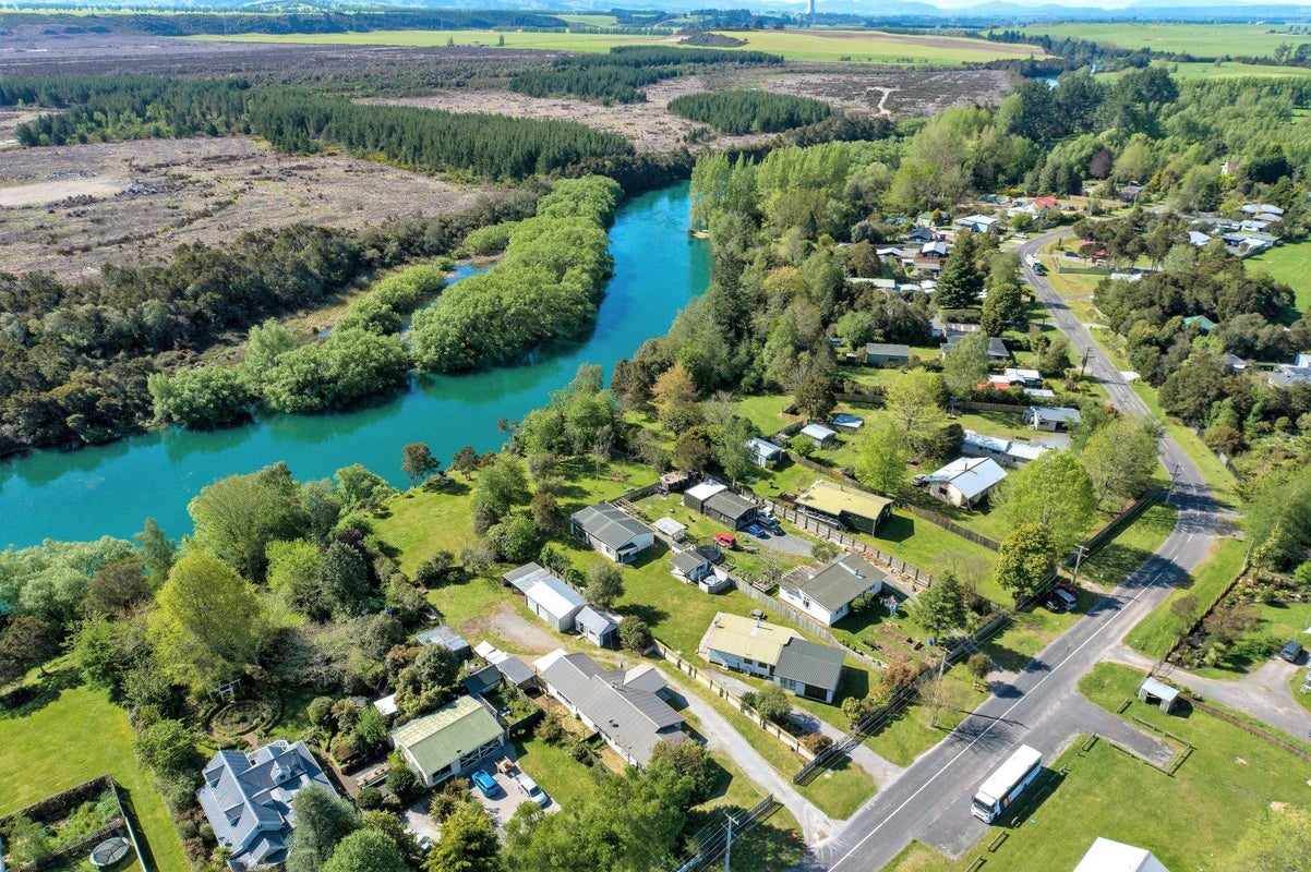 1249 River Road, Broadlands, Reporoa - Carousel 1