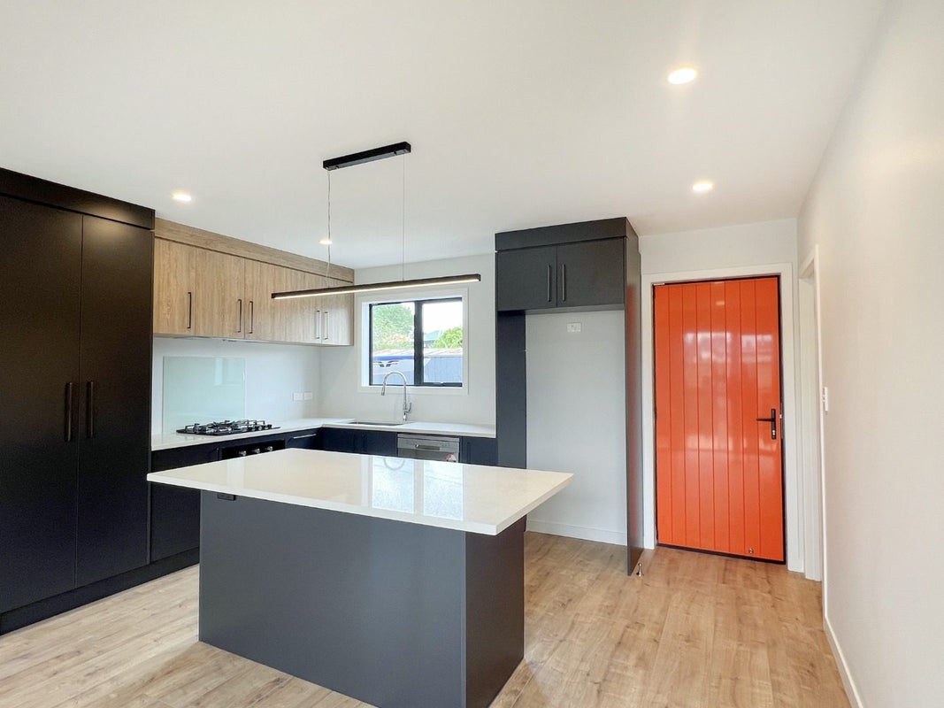 48D Ireland Road, Mount Wellington, Auckland - Carousel 2