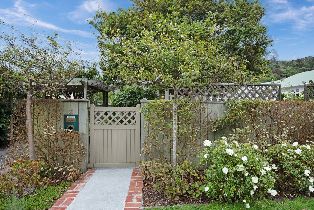 41 Parkvale Road, Karori, Wellington - Carousel 17