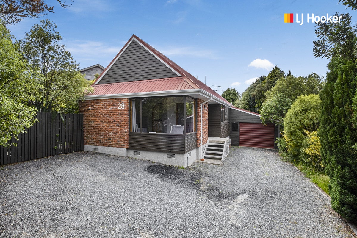 28 Tower Avenue, Waverley, Dunedin - Carousel 2