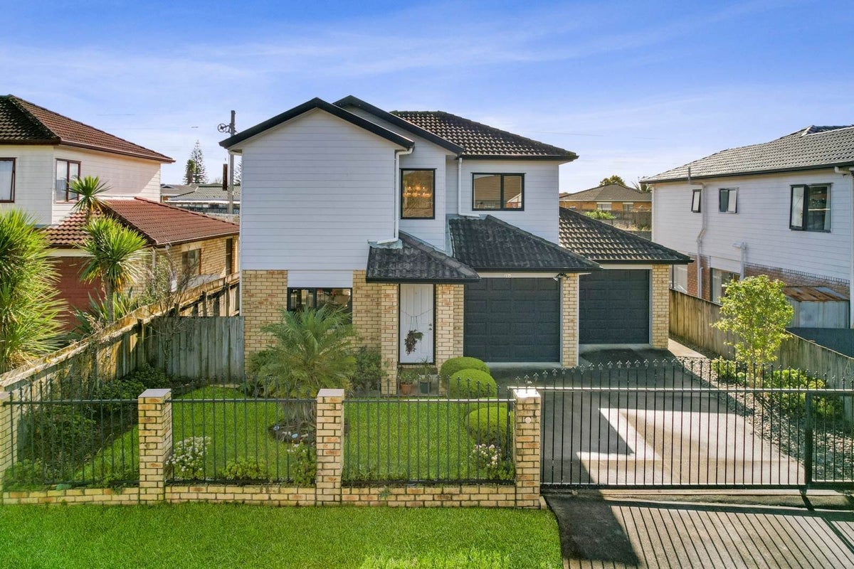 22A Charlenne Close, Ranui, Auckland - Carousel 1